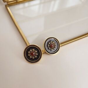 Vintage Antique Style Earrings With Silver Needle